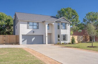 8121 San Antonio St in Odessa, TX - Building Photo - Building Photo