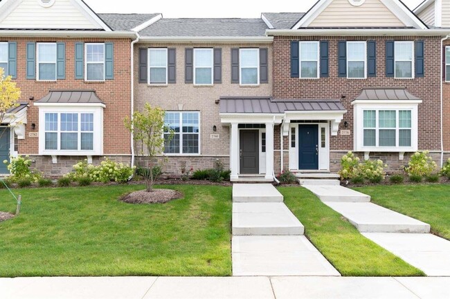 property at 2780 Ashcombe Dr.