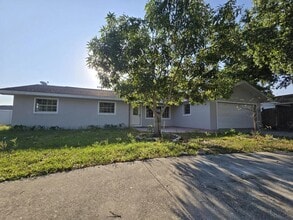 164 Whitman Rd in Winter Haven, FL - Foto de edificio - Building Photo