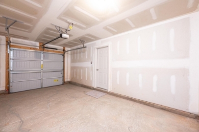 1935 Tranquility Cir in Newton, NC - Building Photo
