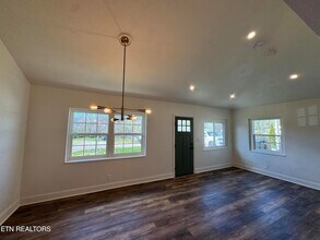 1712 Vada Cir in Knoxville, TN - Building Photo - Building Photo