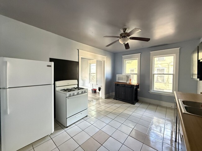 property at 1122 3rd St