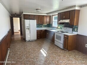 159 Wilson Hill Rd in Hoosick Falls, NY - Building Photo - Building Photo