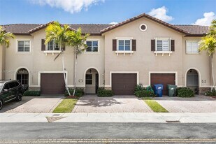 22014 SW 89th Ct in Cutler Bay, FL - Building Photo