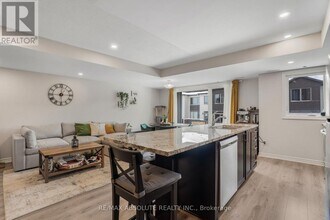 605 Makwa Private in Ottawa, ON - Building Photo - Building Photo