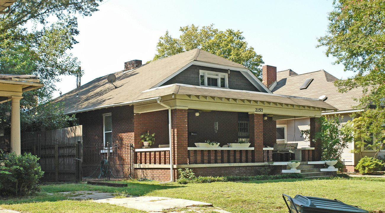 2157 Monroe Ave in Memphis, TN - Building Photo