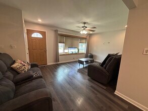 5920 S Meade Ave in Chicago, IL - Building Photo - Building Photo