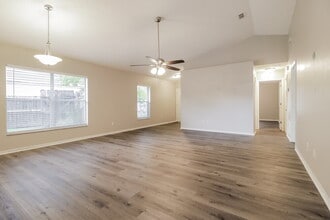 646 Upperriver Ct in Orlando, FL - Foto de edificio - Building Photo