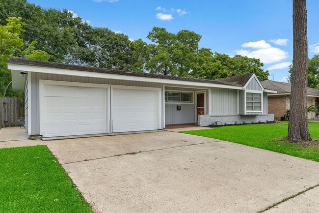 property at 5522 Ariel St