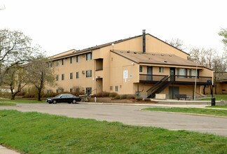 St. Philips Gardens in St. Paul, MN - Building Photo - Building Photo