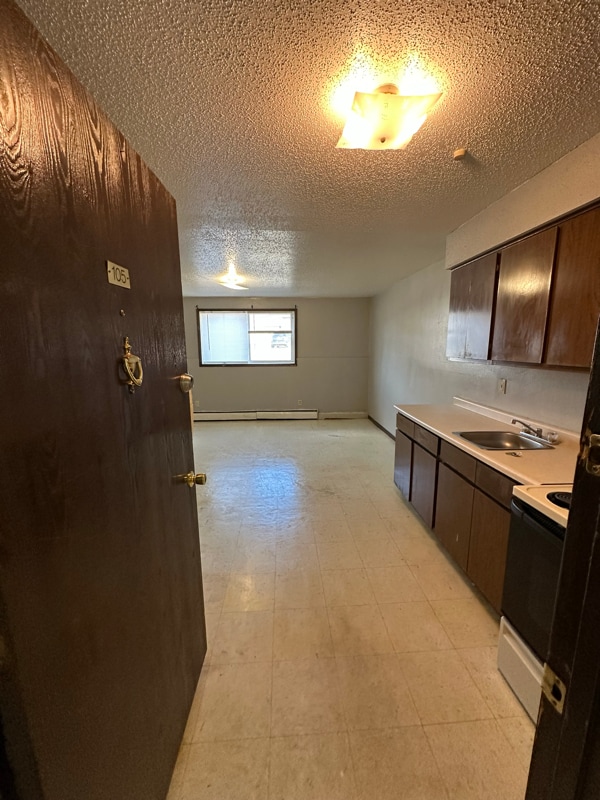 property at 320 Oak Ave N