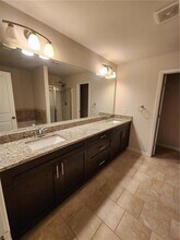 5560 Warmstone Ln in Suwanee, GA - Building Photo - Building Photo