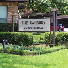 6060 Birchbrook Dr in Dallas, TX - Building Photo - Building Photo