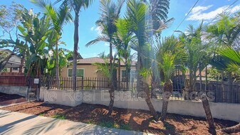 5130 Savannah St in San Diego, CA - Building Photo