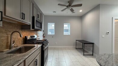 273 16th Ave, Unit 3 in Newark, NJ - Building Photo - Building Photo