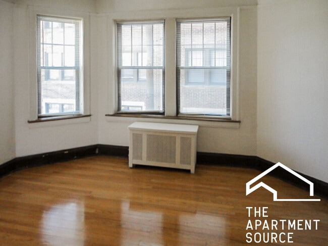 2617 W Berwyn Ave in Chicago, IL - Building Photo - Building Photo