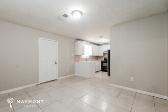 125 James Garfield Cir in Jackson, MS - Foto de edificio - Building Photo