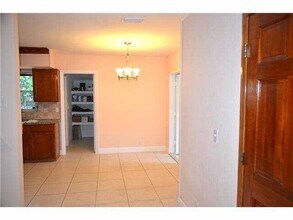441 NE 43rd St in Boca Raton, FL - Building Photo - Building Photo