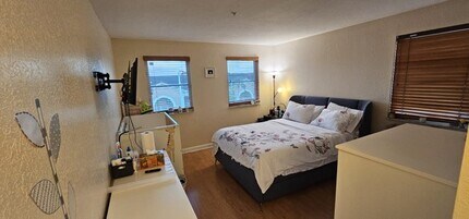 7060 NW 177th St, Unit 210 in Hialeah, FL - Building Photo - Building Photo