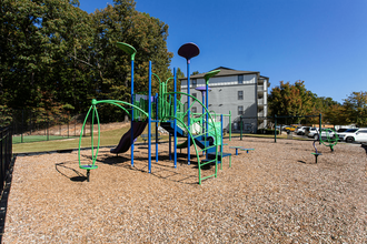 Peaks at Gainesville in Gainesville, GA - Foto de edificio - Building Photo