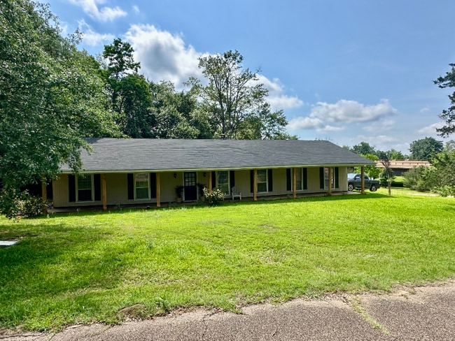 property at 221 Pecan Hill Dr