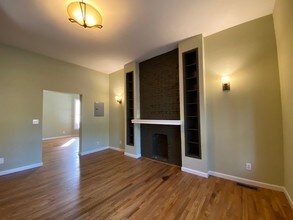 1003 S 1st St-Unit -1 in Louisville, KY - Building Photo - Building Photo