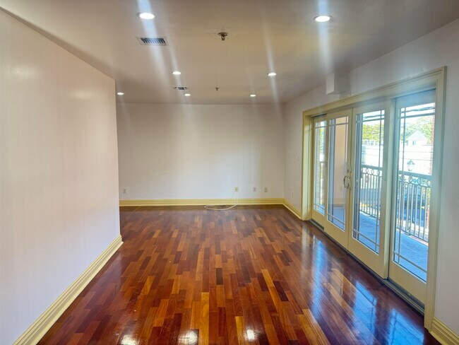 803 Sip St in Union City, NJ - Building Photo - Building Photo