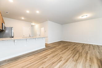 2860 Summer Townes Wy in Leland, NC - Building Photo - Building Photo