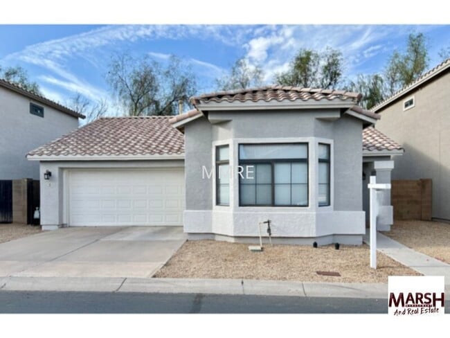 property at 1425 S Lindsay Rd