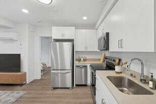 eaves Pleasanton in Pleasanton, CA - Building Photo