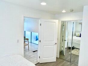 18203 Coastline Dr, Unit 1 in Malibu, CA - Building Photo - Building Photo