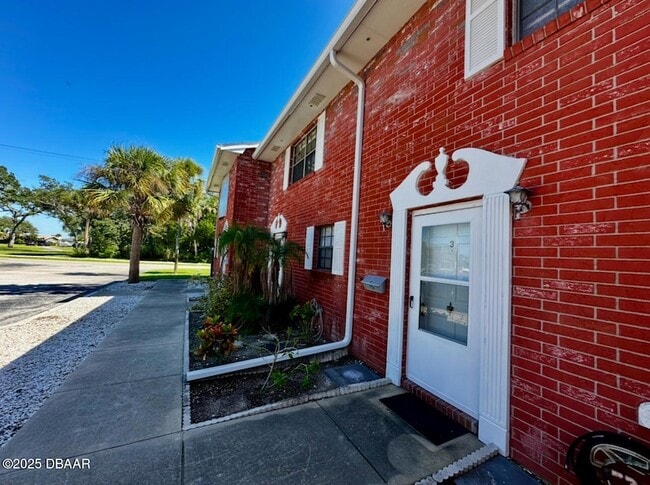 2250 S Palmetto Ave, Unit EE-EE69 in South Daytona, FL - Building Photo - Building Photo