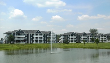 The Village at Cloud Park in Dayton, OH - Foto de edificio - Building Photo