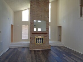 11815 Gardenglen Dr in Houston, TX - Building Photo - Building Photo