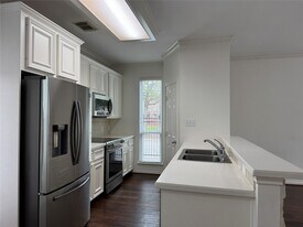 1908 Bailey St in Houston, TX - Building Photo