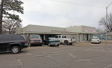 6704 NW 38th St in Bethany, OK - Building Photo - Building Photo