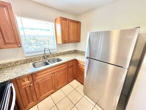 4737 25th Pl SW in Naples, FL - Building Photo - Building Photo
