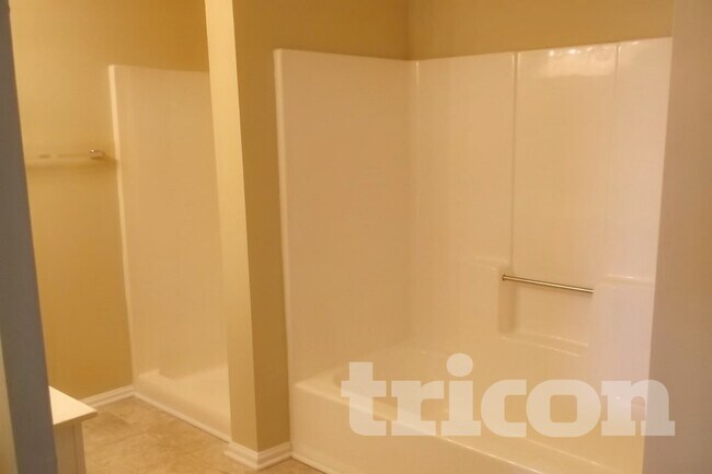 2804 Jim Owens Rd NW in Kennesaw, GA - Foto de edificio - Building Photo