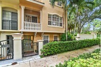 11750 Valencia Gardens Ave in Palm Beach Gardens, FL - Building Photo - Building Photo