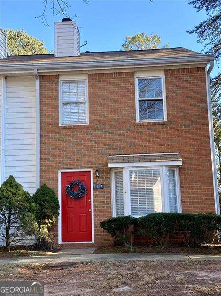property at 419 Paper Mill Landing