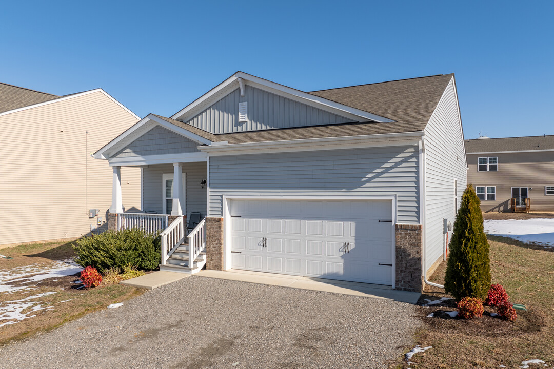 Fairmont Place in Aylett, VA - Building Photo