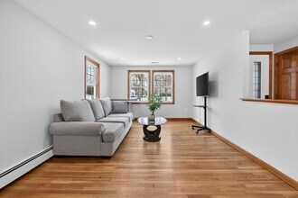 23 Cady St in Billerica, MA - Building Photo - Building Photo