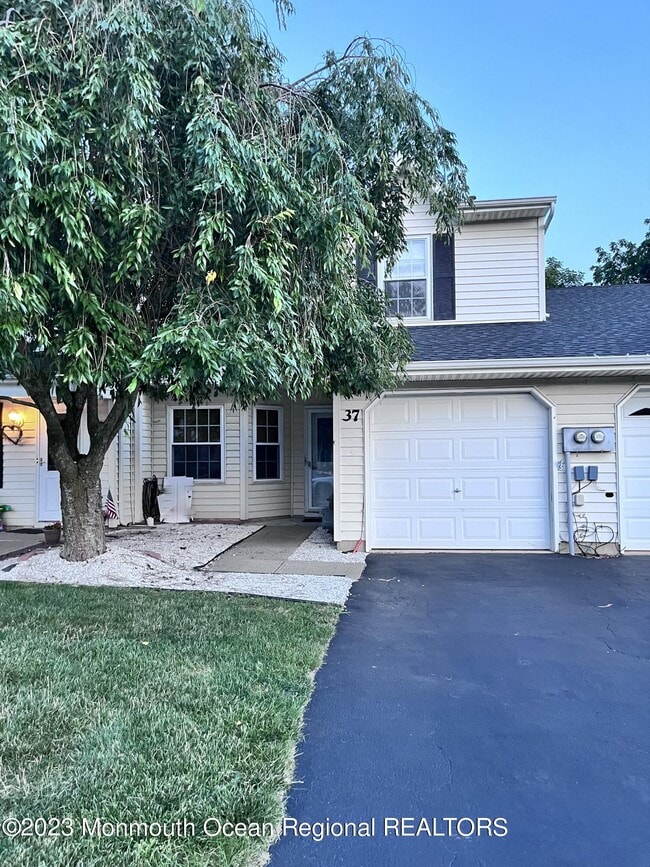 property at 37 Atlantis Terrace