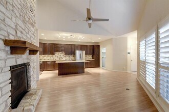 8518 Fathom Cir in Austin, TX - Building Photo - Building Photo