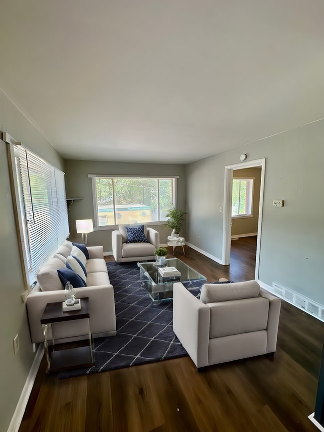 property at 117 Ruxton Ave