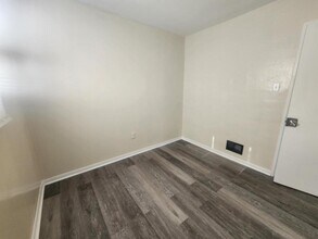 2324 Buchanan St in Gary, IN - Building Photo - Building Photo