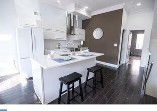 1213 Noble St in Philadelphia, PA - Building Photo - Building Photo