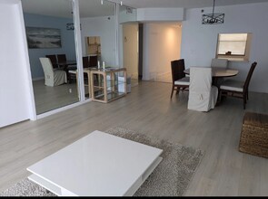 896 N Federal Hwy in Lantana, FL - Foto de edificio - Building Photo