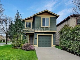 410 Lair Ln in Newberg, OR - Building Photo