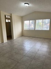 936 E Wabash St in Rialto, CA - Building Photo - Building Photo